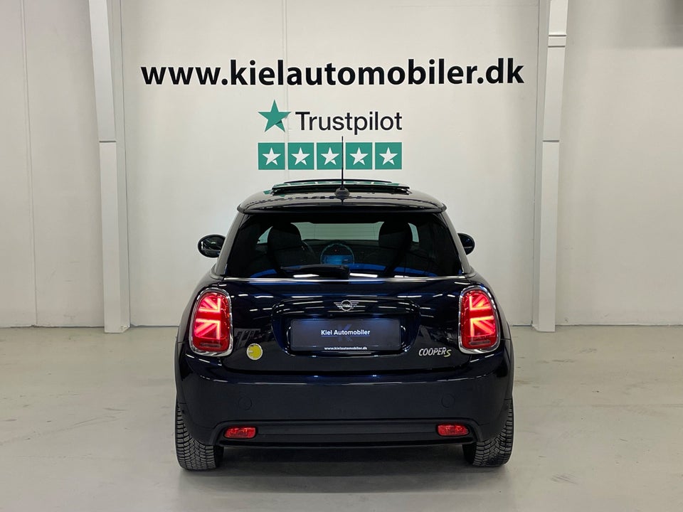 MINI Cooper SE Classic Trim 3d