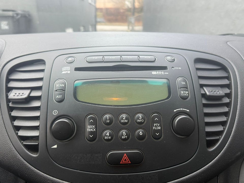 Hyundai i10 1,1 Classic 5d