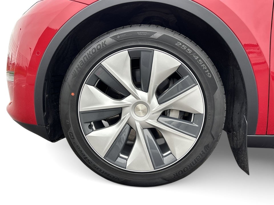 Tesla Model Y Long Range AWD 5d