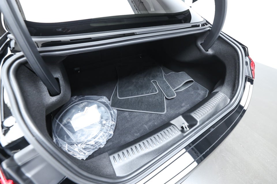 Mercedes CLA250+ EQ AMG Advance Plus 4d