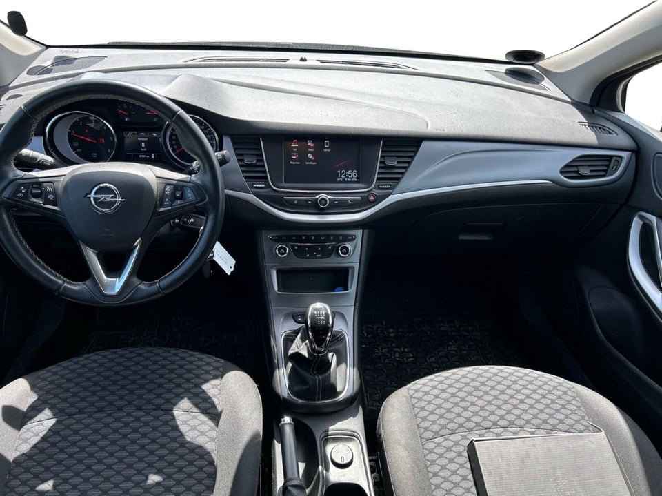 Opel Astra 1,6 CDTi 136 Excite Sports Tourer 5d