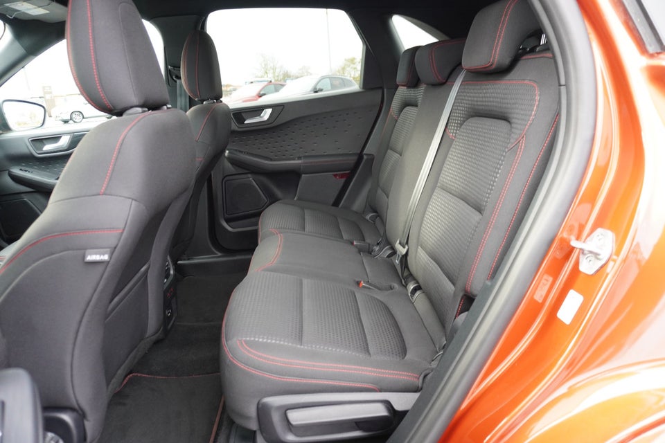 Ford Kuga 2,5 PHEV ST-Line CVT 5d