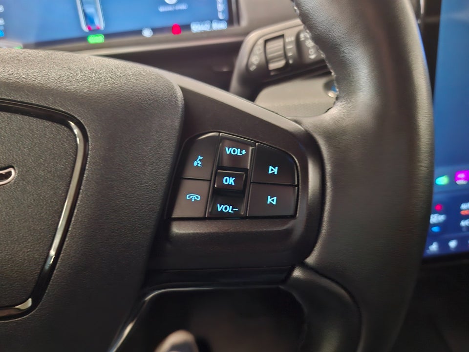 Ford Mustang Mach-E 75 Standard Range 5d