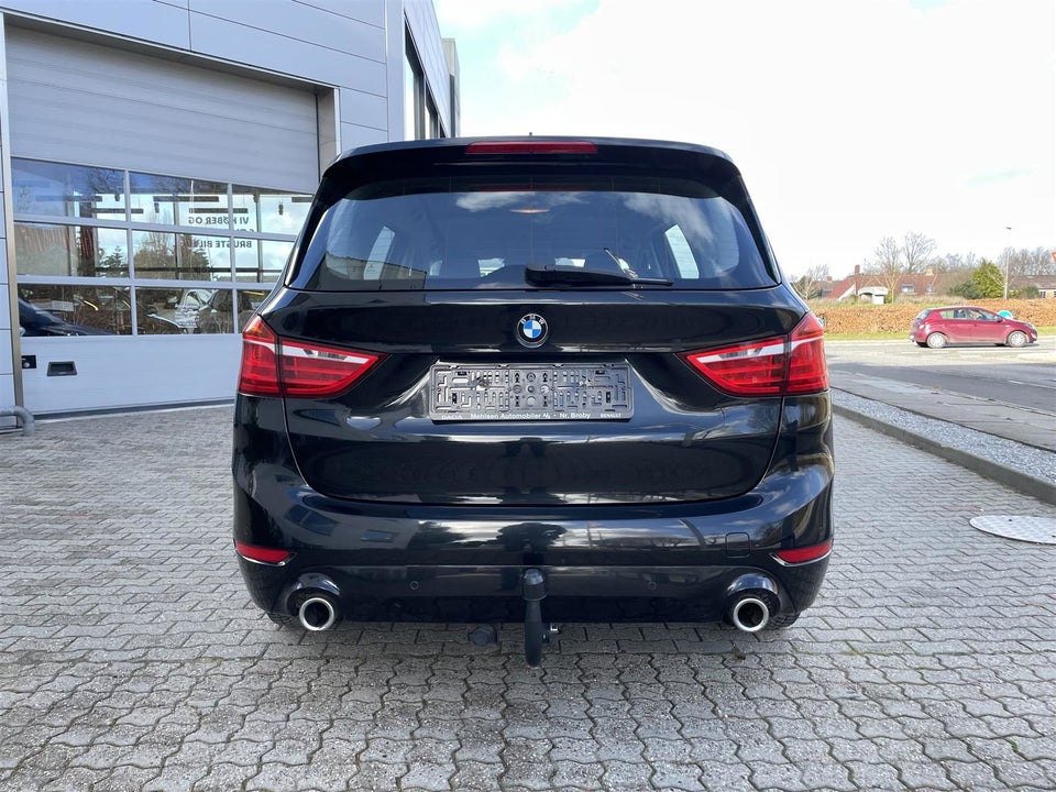 BMW 218d 2,0 Gran Tourer Connected aut. 5d