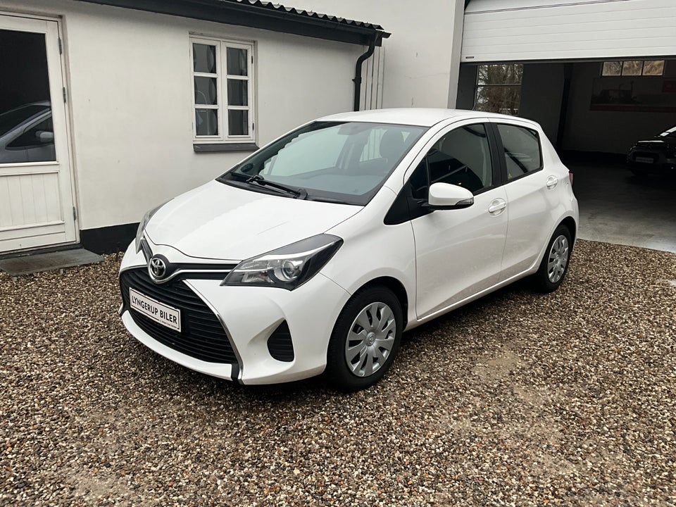 Toyota Yaris 1,0 VVT-i T2 5d