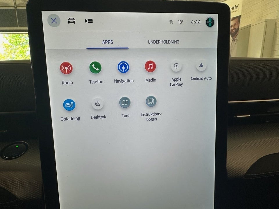 Ford Mustang Mach-E 68 Standard Range 5d