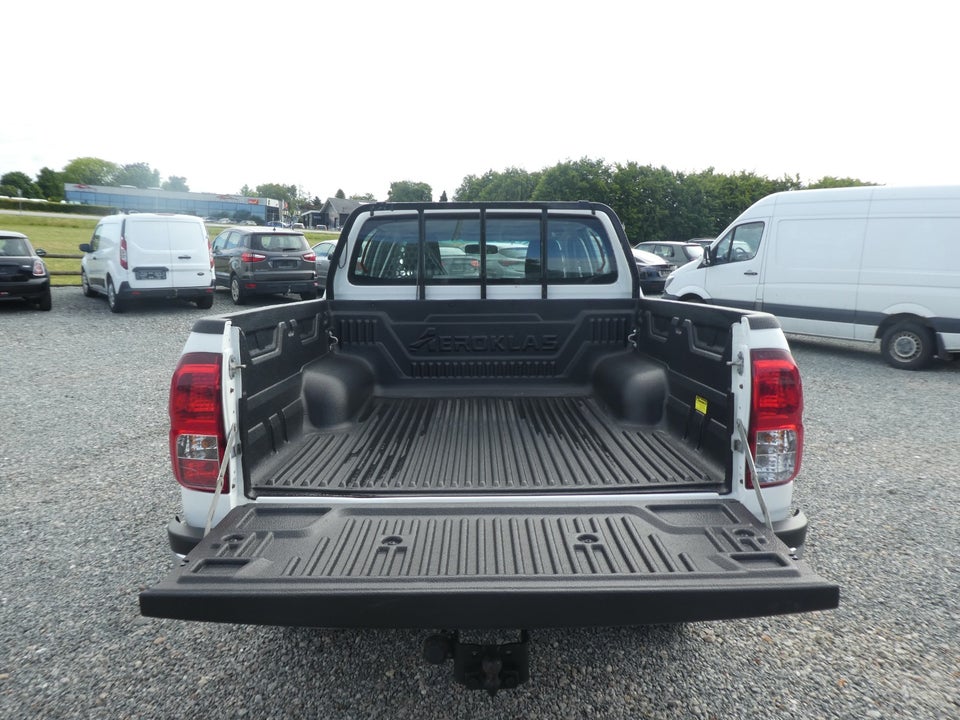 Toyota HiLux 2,4 D-4D 150 T2 Db.Kab 4x4 4d
