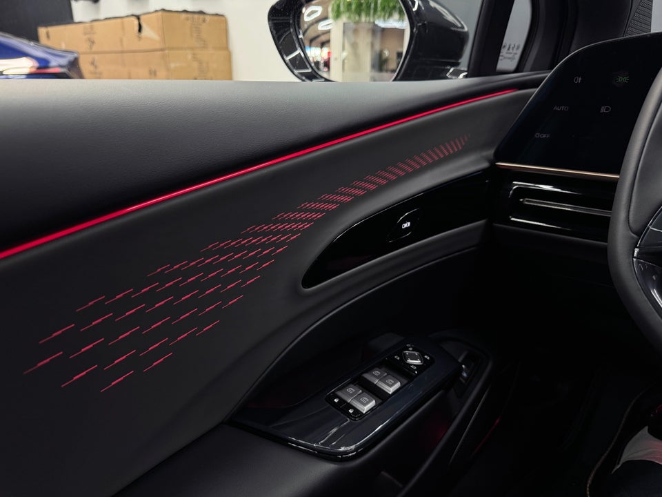 Hongqi EH7 111 Exclusive 4d