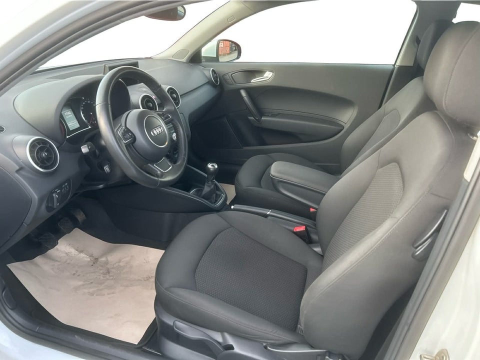 Audi A1 1,4 TFSi 122 Ambition 3d