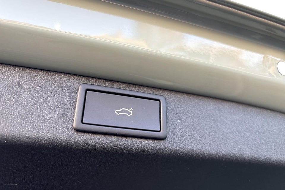 Skoda Elroq 85 iV Loft 5d