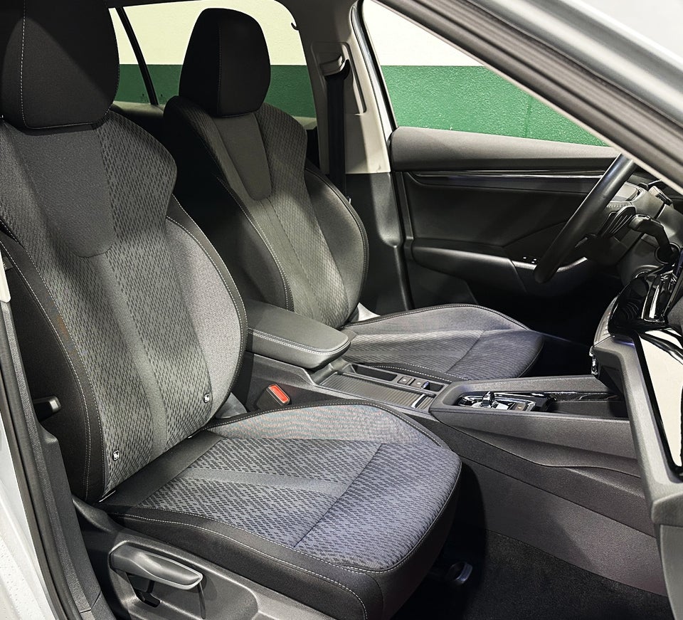 Skoda Octavia 2,0 TDi 150 Style Combi DSG 5d