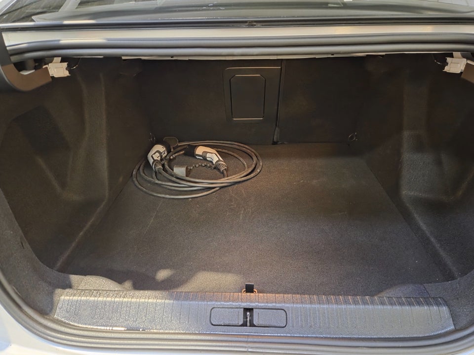 Citroën ë-C4 X 50 Palais Sky 4d