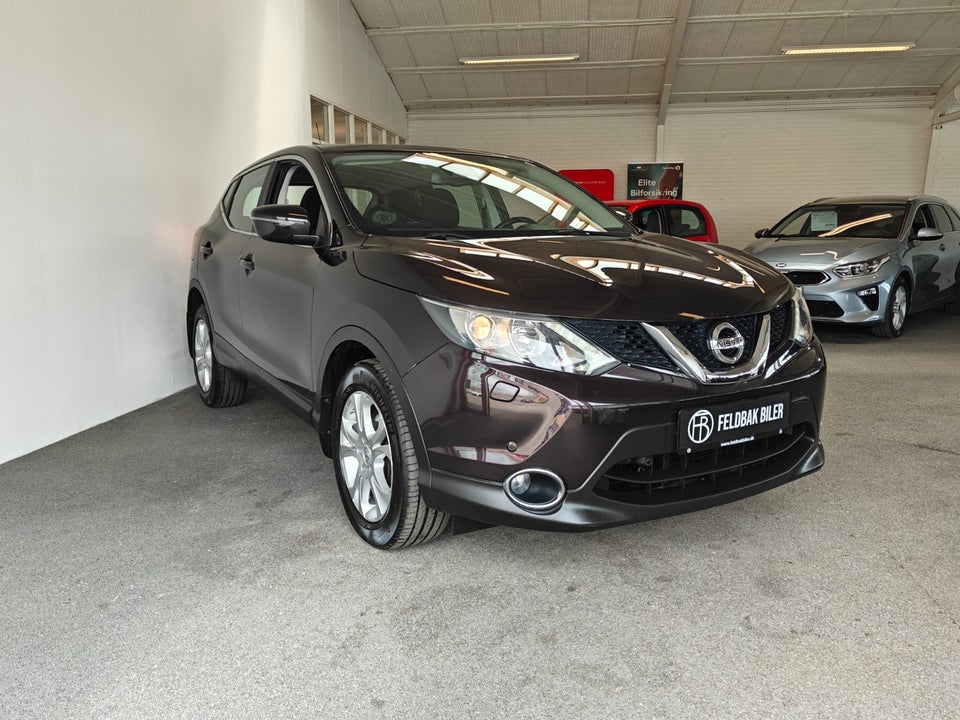 Nissan Qashqai 1,6 Dig-T 163 Acenta 5d