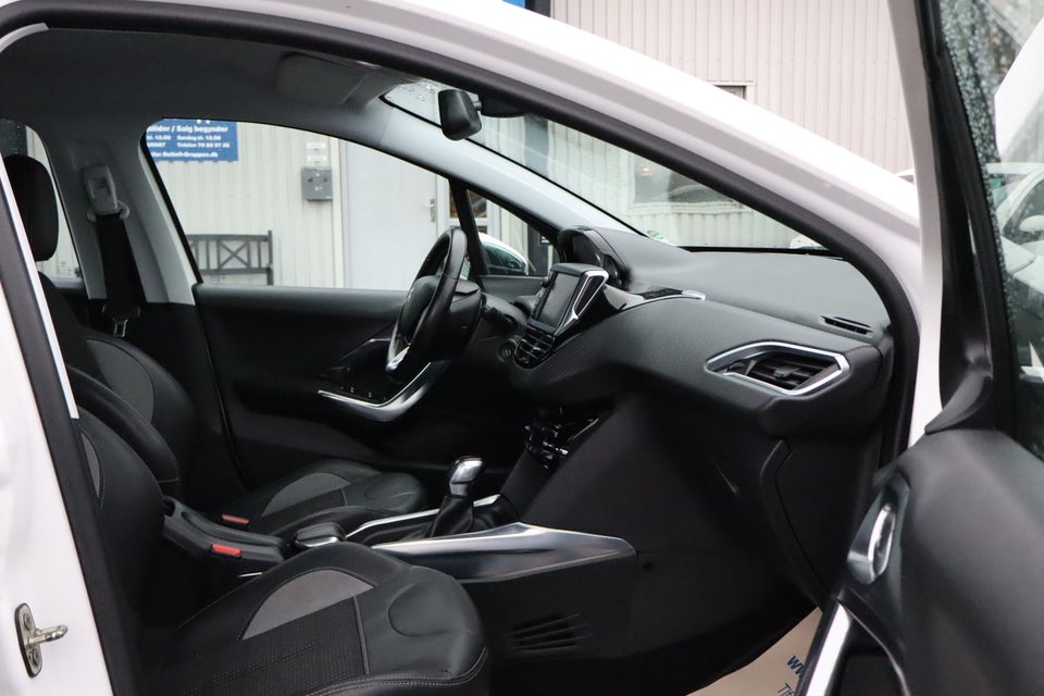 Peugeot 2008 1,2 VTi 82 Allure 5d