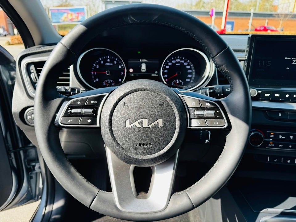 Kia Ceed 1,0 T-GDi Prestige SW 5d