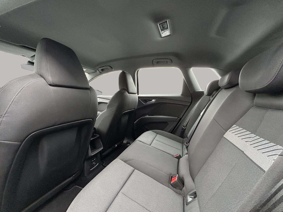 Audi Q4 e-tron 40 Advanced 5d