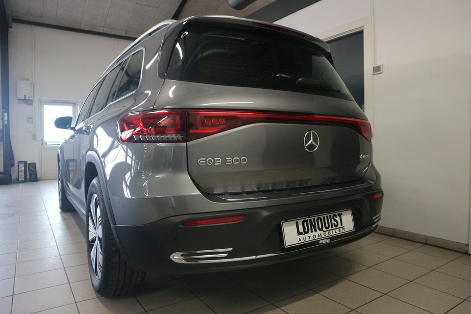 Mercedes EQB300 Progressive 4Matic 5d