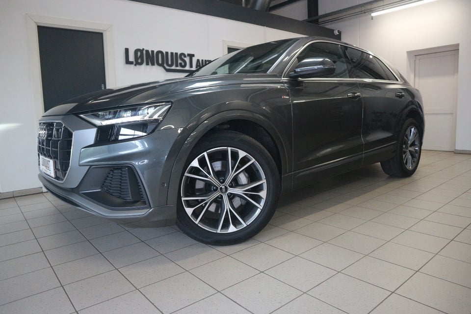 Audi Q8 50 TDi S-line quattro Tiptr. 5d