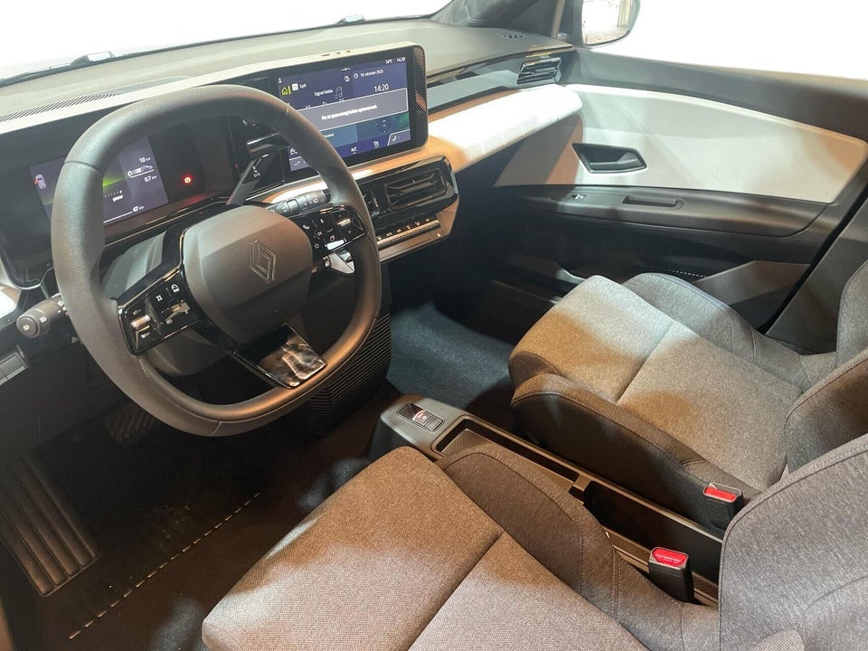 Renault 5 E-Tech 40 Evolution 5d