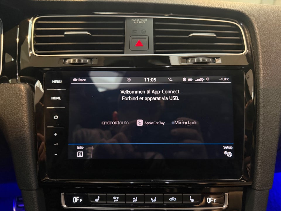 VW Golf VII 2,0 R DSG 4Motion 5d