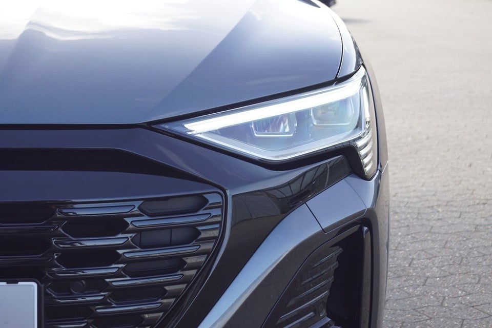 Audi Q8 e-tron 55 S-line quattro 5d