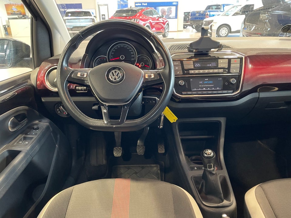 VW Up! 1,0 TSi 90 Move Up! BMT 5d