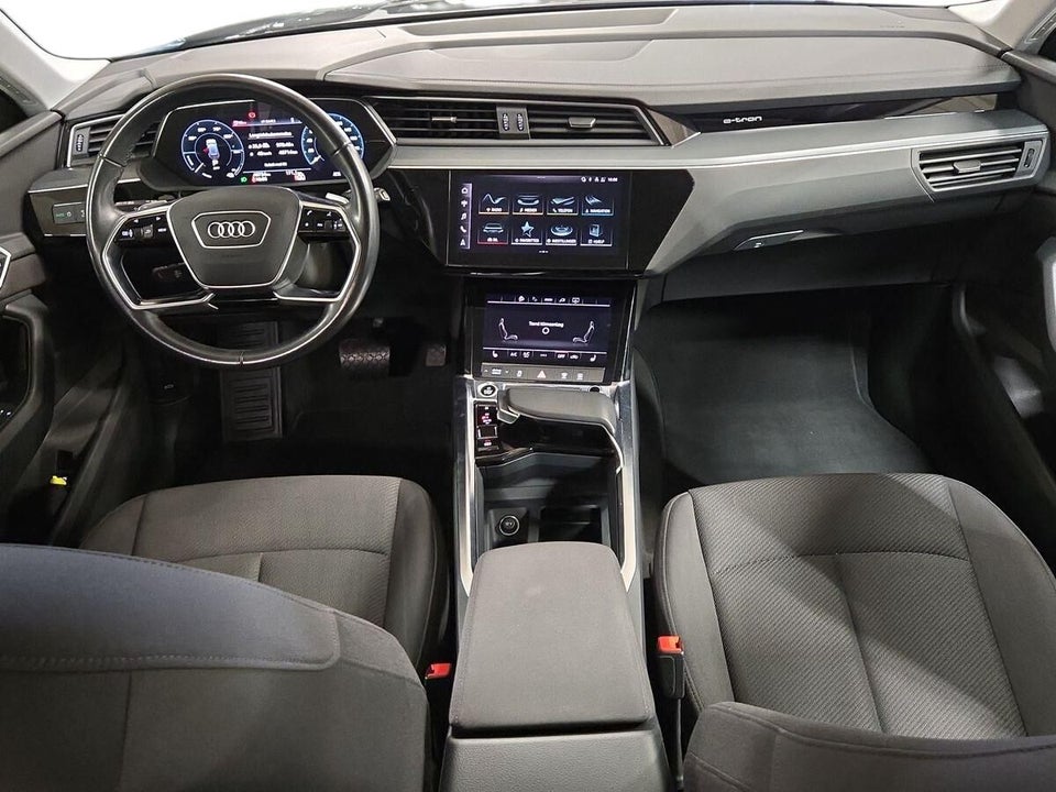 Audi e-tron 50 quattro 5d