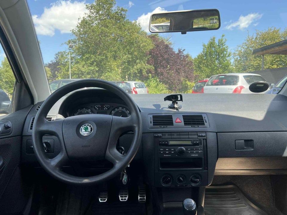 Skoda Fabia 1,2 12V Ambiente 5d