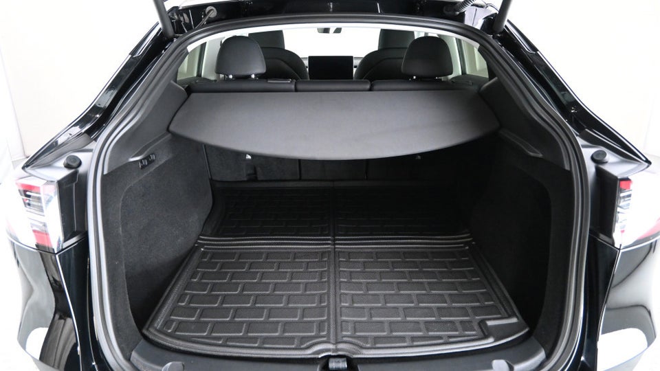 Tesla Model Y Performance AWD 5d