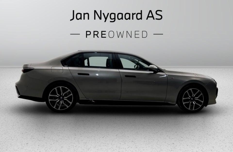 BMW i7 eDrive50 M-Sport 4d