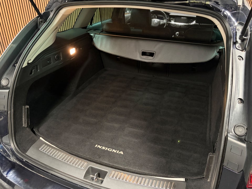 Opel Insignia 1,5 T 165 Dynamic Sports Tourer 5d