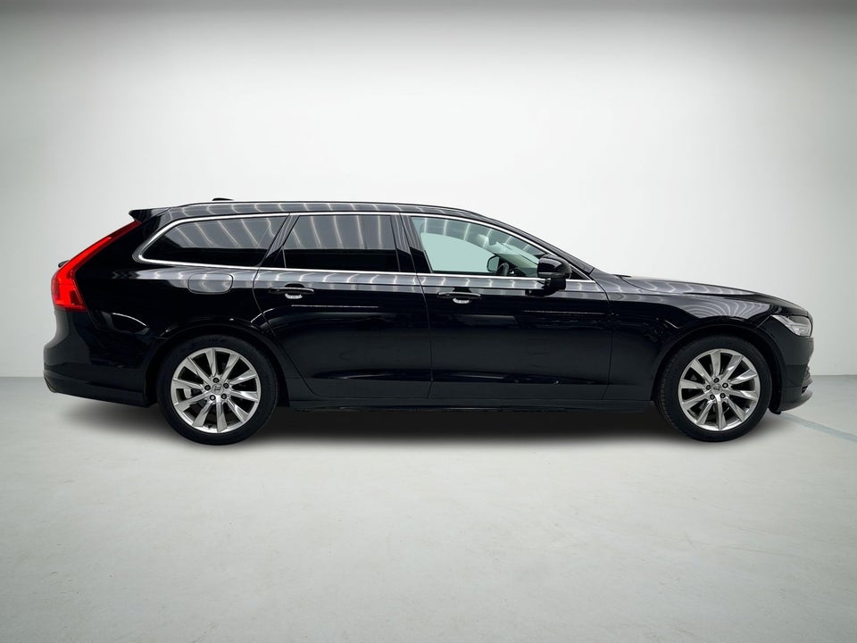 Volvo V90 2,0 D4 190 Momentum aut. 5d