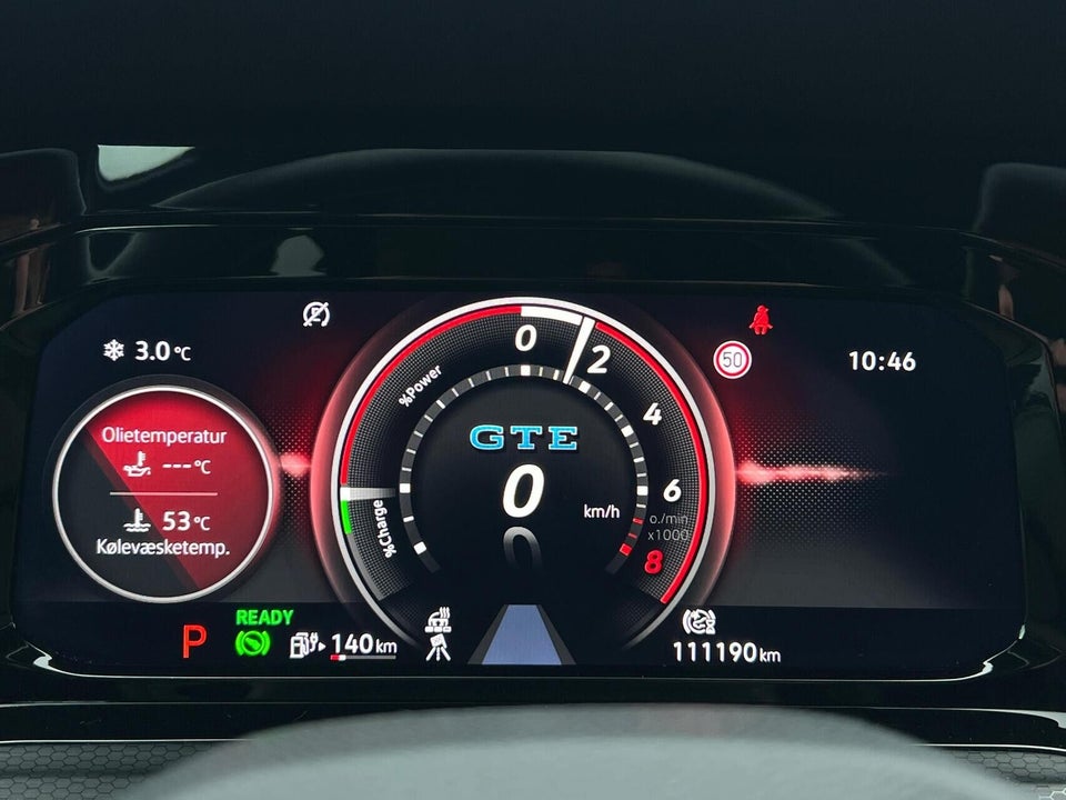 VW Golf VIII 1,4 GTE DSG 5d