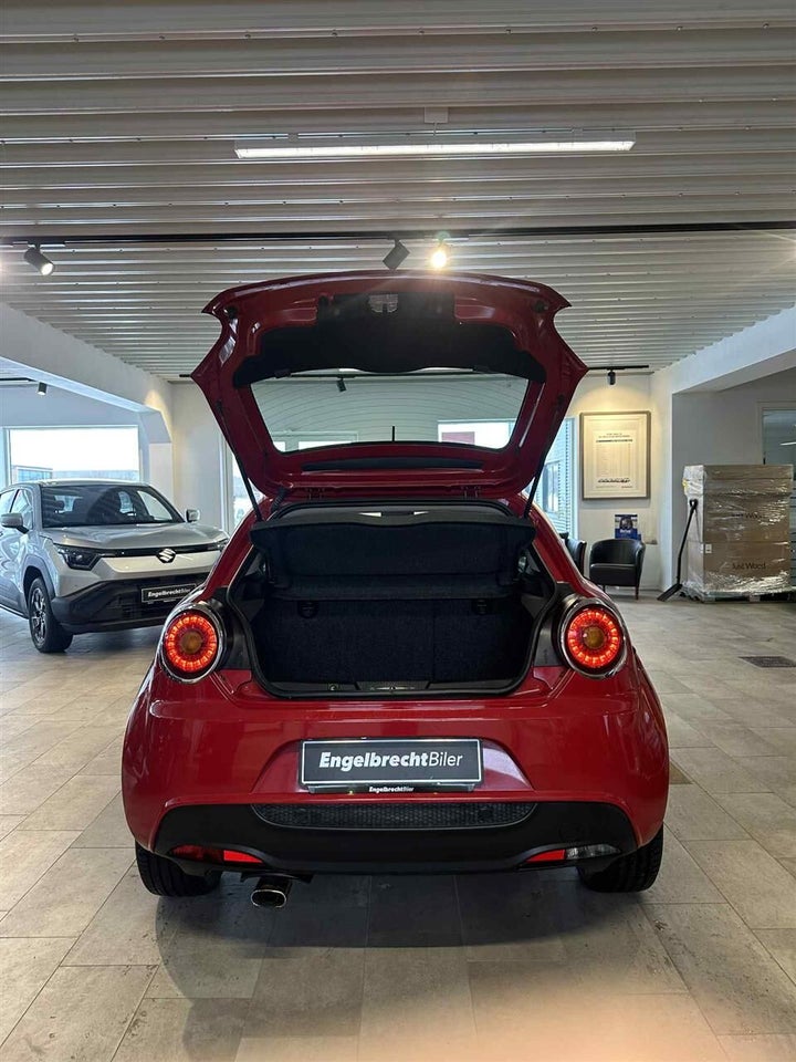 Alfa Romeo MiTo 1,4 TB 155 Progression 3d