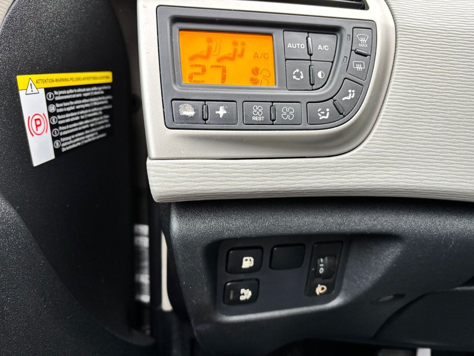 Citroën Grand C4 Picasso 1,6 HDi 112 Seduction E6G 7prs 5d