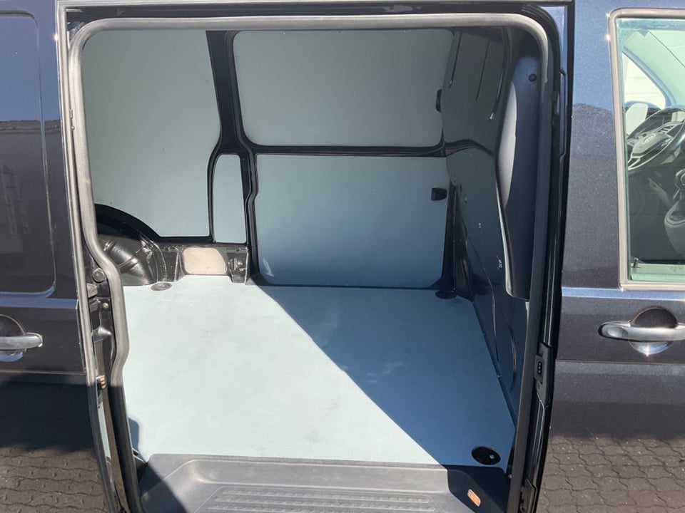 VW Transporter 2,0 TDi 150 Kassevogn DSG lang