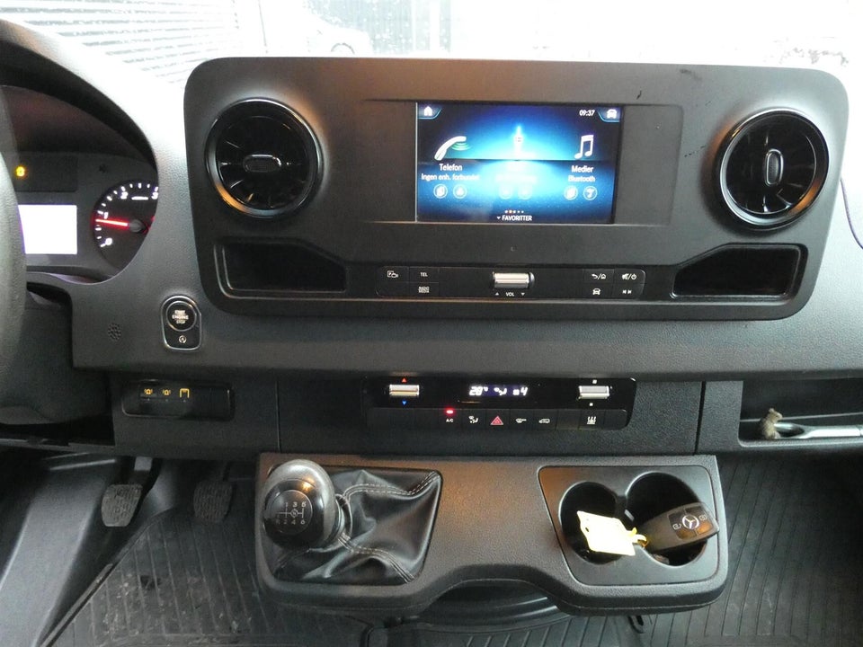 Mercedes Sprinter 516 2,2 CDi A2 Kassevogn RWD