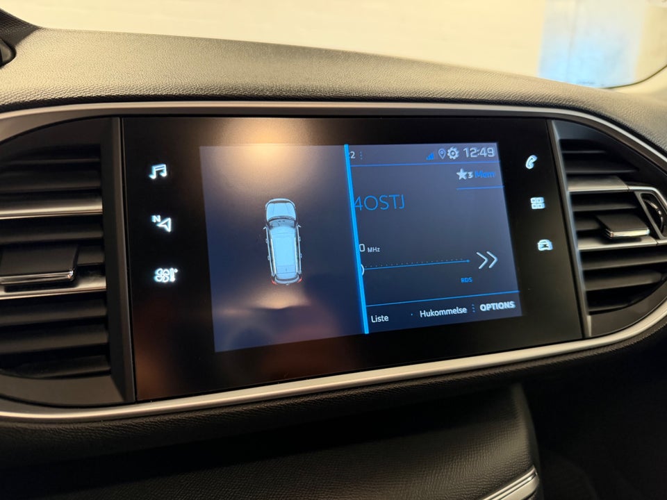 Peugeot 308 1,5 BlueHDi 130 Style SW 5d