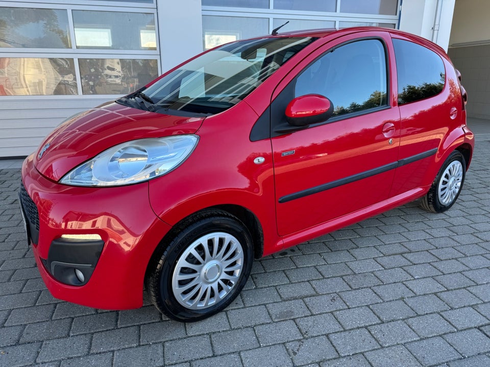 Peugeot 107 1,0 Sportium 5d