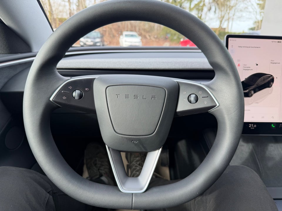 Tesla Model 3 Long Range AWD 4d
