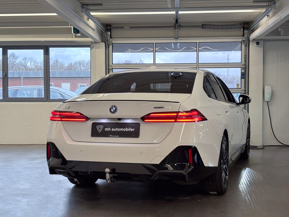 BMW i5 eDrive40 M-Sport Pro 4d