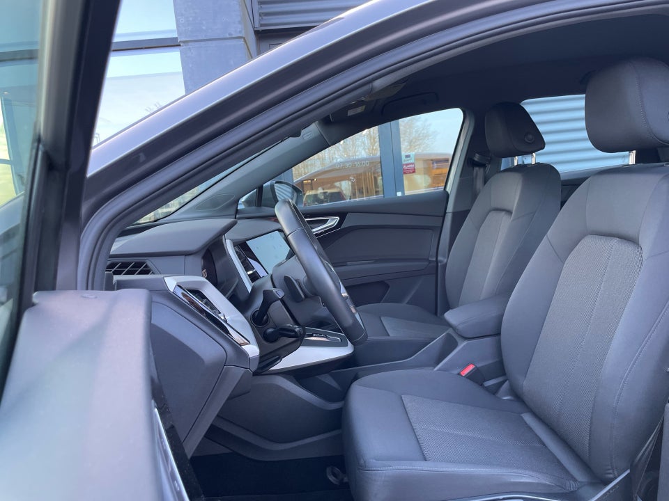 Audi Q4 e-tron 40 Attitude 5d