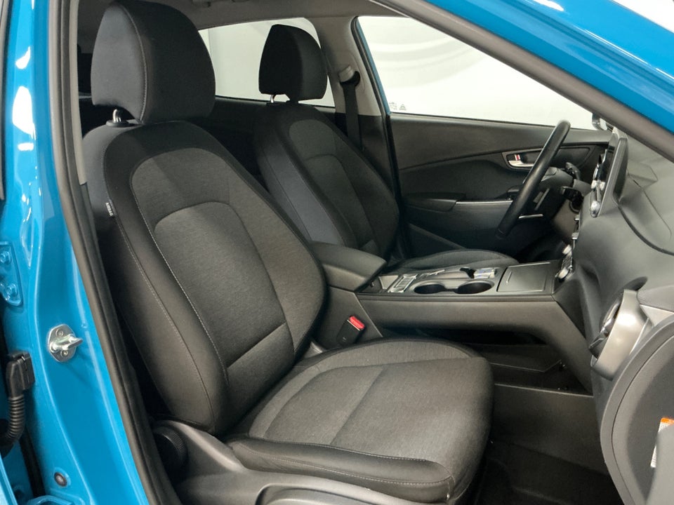 Hyundai Kona 39 EV Essential 5d