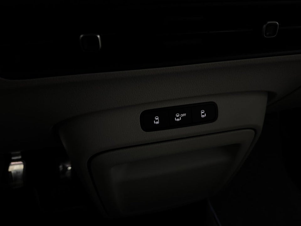 VW ID.Buzz 77 Pro SWB 5d