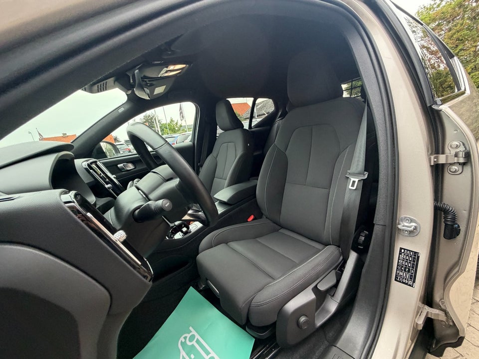 Volvo XC40 P6 ReCharge Core 5d