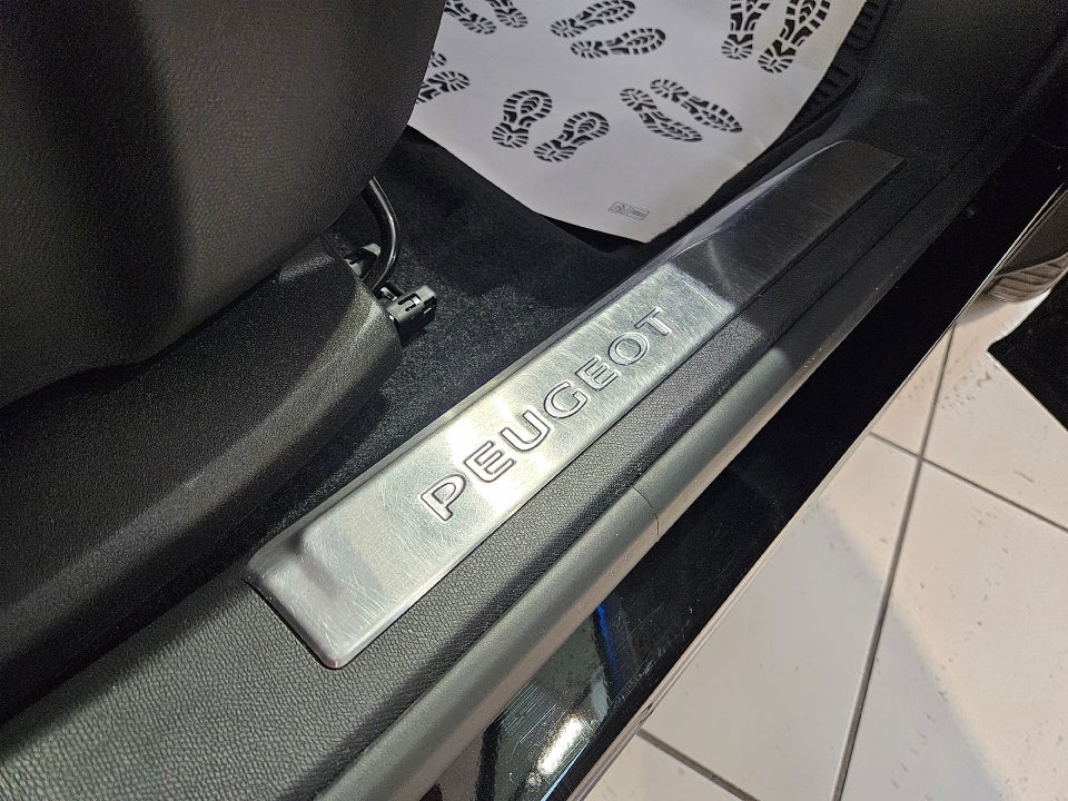 Peugeot 5008 1,2 PureTech 130 GT EAT8 7prs 5d