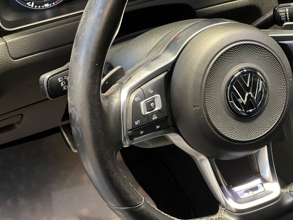 VW Golf VII 1,4 TSi 150 R-line DSG 5d