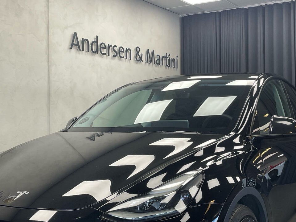 Tesla Model Y Performance AWD 5d