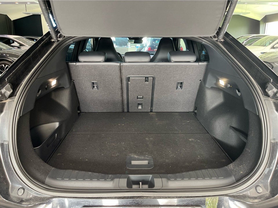 Ford Capri 82 Premium Extended Range 5d