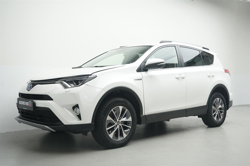 Toyota RAV4 2,5 Hybrid H3+ MDS 5d